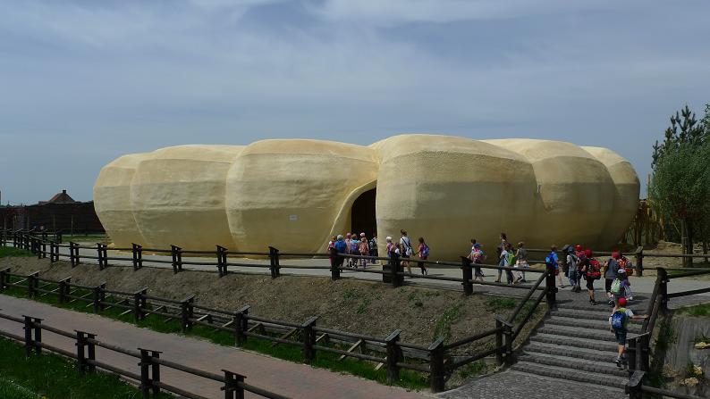 Jurapark Krasiejów - wycieczki szkolne ARKA-TOUR